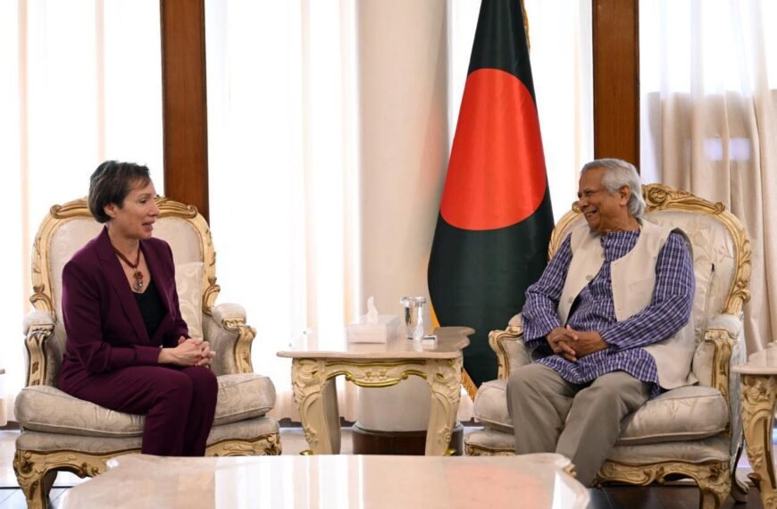 প্রধান উপদেষ্টা গুরুত্বপূর্ণ প্রকল্প এবং সংস্কারের জন্য মার্কিন যুক্তরাষ্ট্রের অব্যাহত সহায়তা কামনা করেছেন