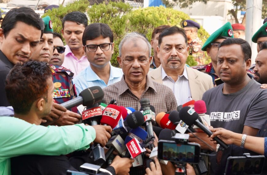 আইনশৃঙ্খলা বাহিনীর সদস্যদের গাফিলতি পেলে ব্যবস্থা- স্বরাষ্ট্র উপদেষ্টা