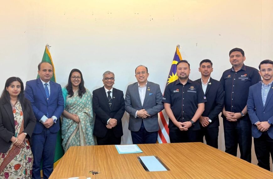 শিক্ষা সহযোগিতা বৃদ্ধির লক্ষ্যে মালয়েশিয়ার হাই কমিশনার ইএমজিএস-এর প্রধান নির্বাহী কর্মকর্তার সাথে সাক্ষাৎ করেছেন