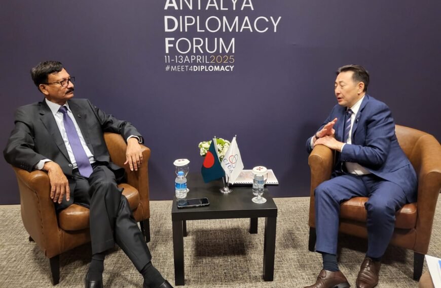 “অ্যান্টালিয়া কূটনৈতিক ফোরাম ২০২৫”-এ সিআইসিএ মহাসচিবের সঙ্গে বাংলাদেশের পররাষ্ট্র উপদেষ্টার বৈঠক