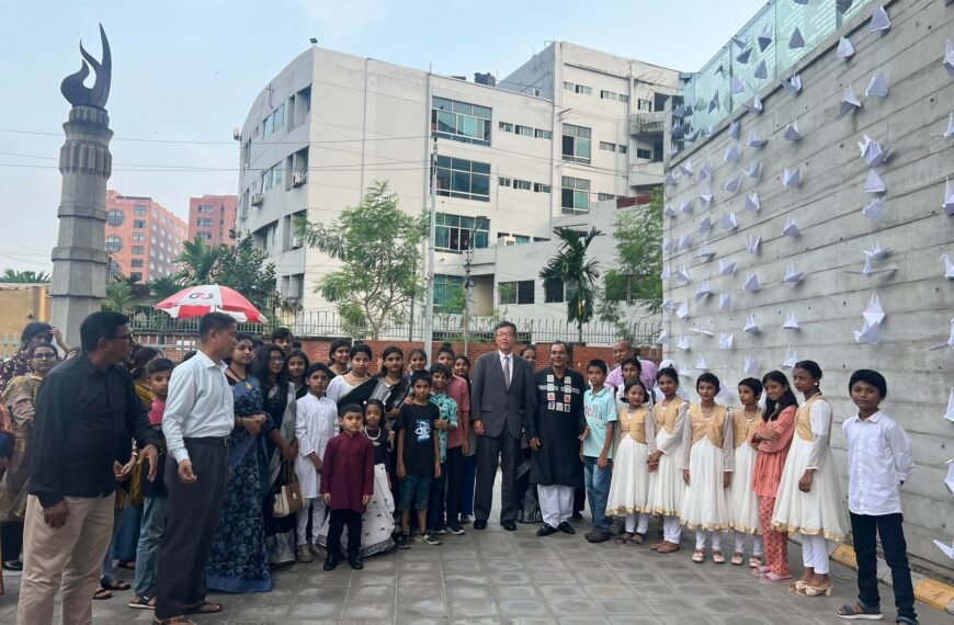 হিরোশিমা দিবস উপলক্ষে লিবারেশন ওয়ার মিউজিয়ামের আয়োজনে জাপান রাষ্ট্রদূতের অংশগ্রহণ