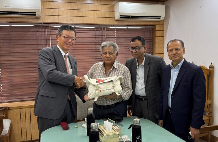 নৌপরিবহন ও শ্রম উপদেষ্টার সাথে&hellip;