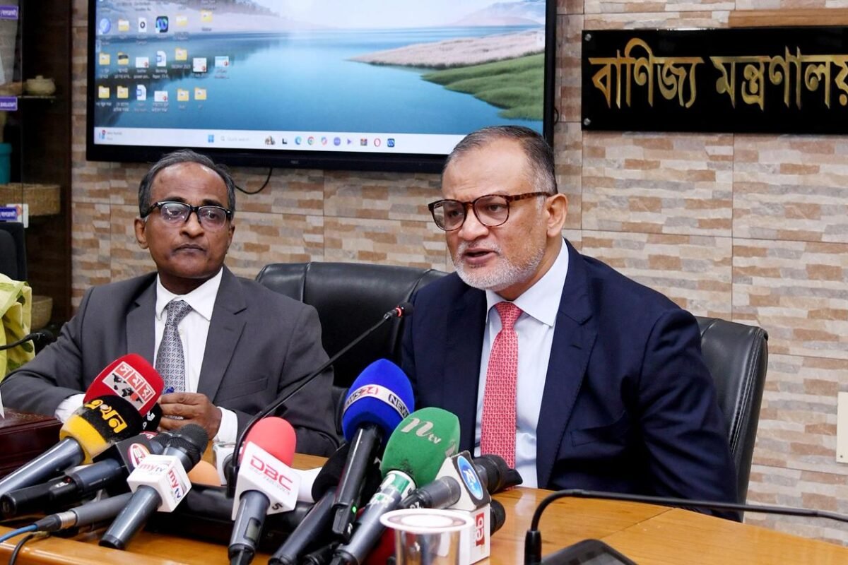 বাংলাদেশ-পাকিস্তান জয়েন্ট ইকোনমিক কমিশন কার্যকর করার উদ্যোগ নেওয়া…