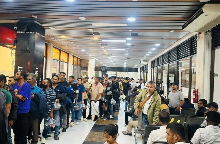 লিবিয়া থেকে ফিরলেন আরও ৩০৯ বাংলাদেশি