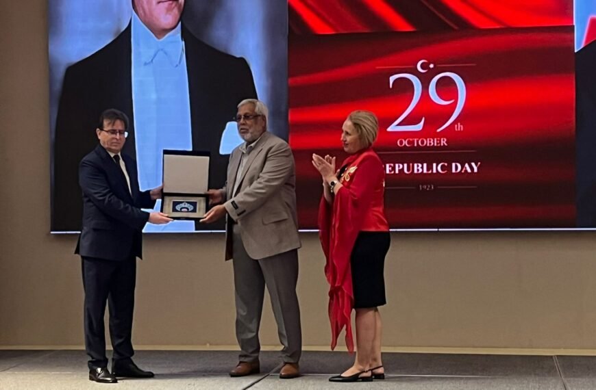 ঢাকায় তুরস্ক দূতাবাসে উৎসবমুখর পরিবেশে পালিত হলো তুরস্ক প্রজাতন্ত্রের ১০২তম জাতীয় দিবস