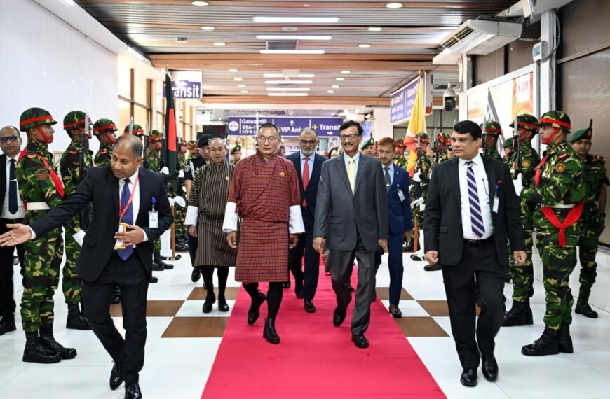 দুই দিনের সফর শেষ করে&hellip;