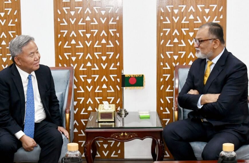 বাণিজ্য উপদেষ্টার সাথে দক্ষিণ কোরিয়ার রাষ্ট্রদূত এর বিদায়ী বৈঠক অনুষ্ঠিত