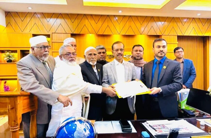 গাজীপুর–৫ আসনে মনোনয়নপত্র জমা দিলেন বিএনপি মনোনীত প্রার্থী ফজলুল হক মিলন