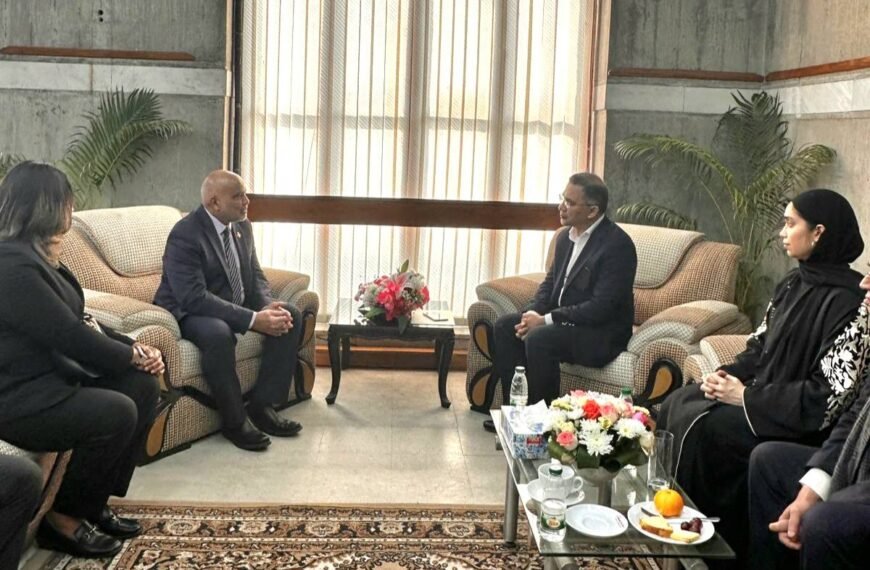 বেগম খালেদা জিয়ার ইন্তেকালে সমবেদনা জানাতে তারেক রহমানের সাক্ষাৎ করলেন মালদ্বীপের উচ্চশিক্ষা, শ্রম ও&hellip;