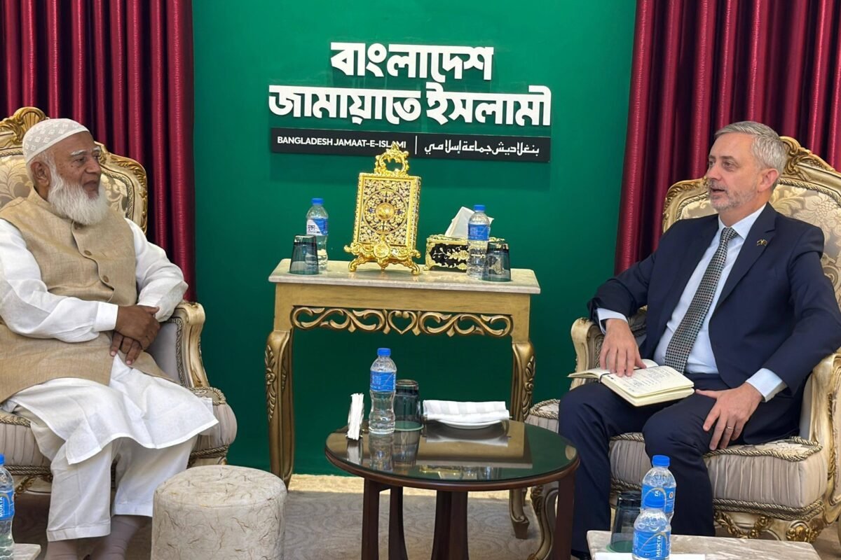 জামায়াতে আমীর ডা. শফিকুর রহমানের সঙ্গে সৌজন্য সাক্ষাৎ…