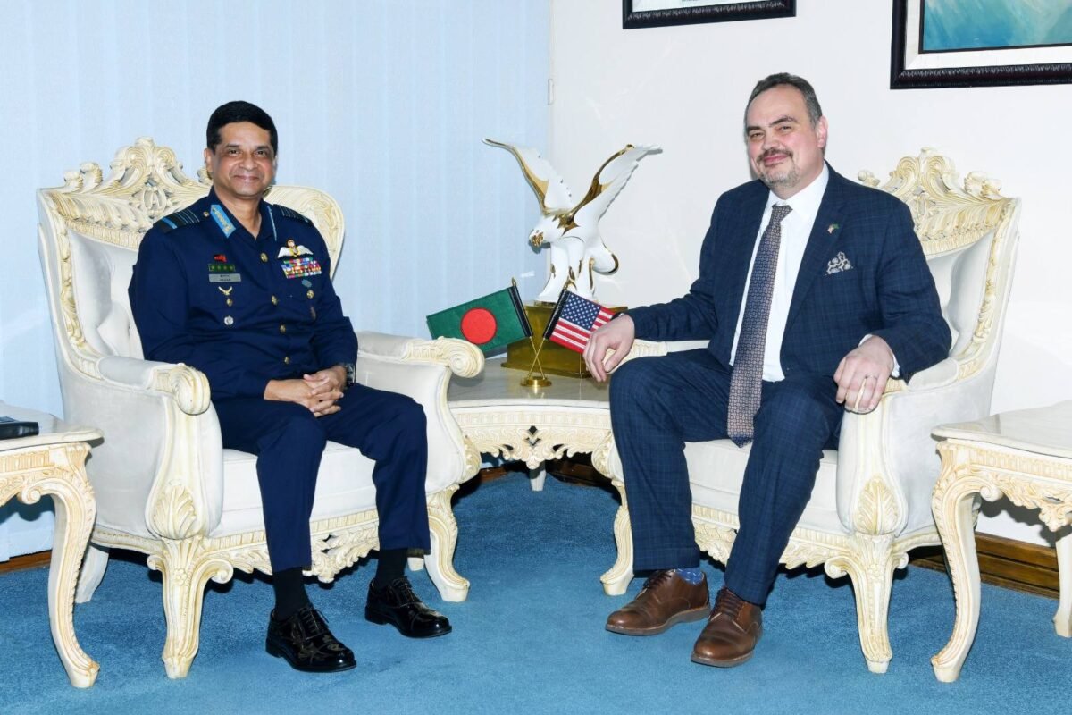 বাংলাদেশ বিমান বাহিনী প্রধানের সাথে সৌজন্য সাক্ষাৎ করেছেন…