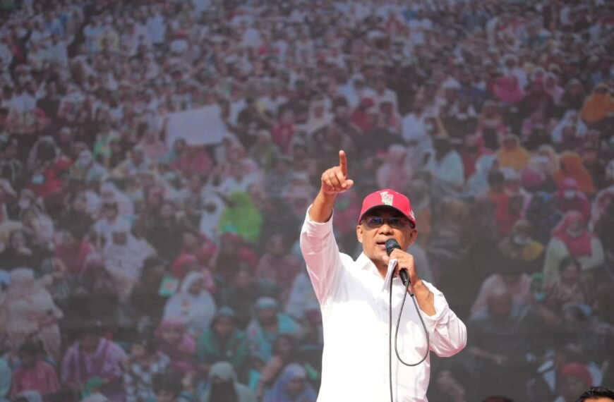 ক্ষমতায় গেলে আইনশৃঙ্খলা কঠোর হাতে নিয়ন্ত্রণে নেওয়া হবে: তারেক রহমান