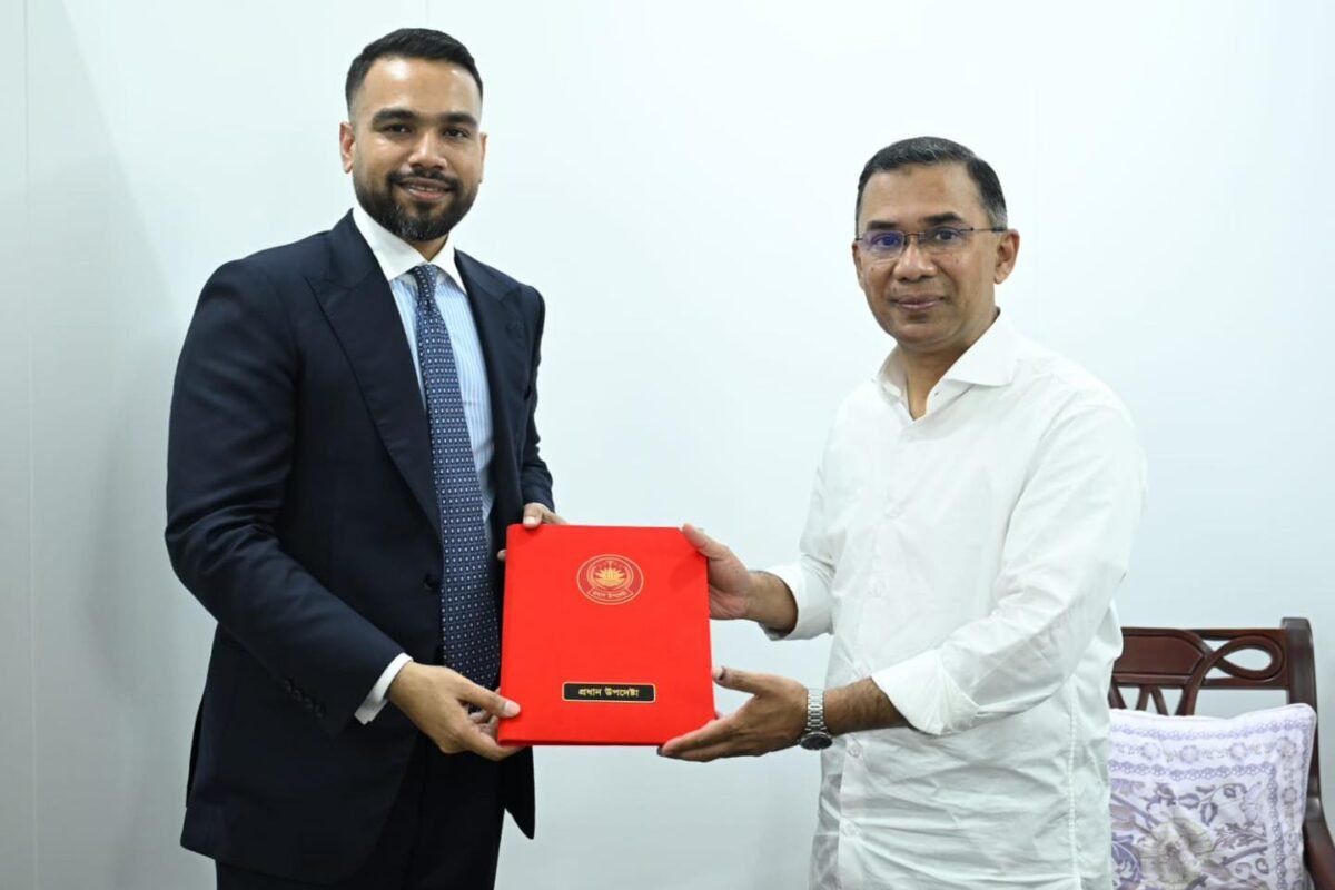 তারেক রহমান-এর হাতে পৌঁছে দেওয়া হলো প্রধান উপদেষ্টার&hellip;