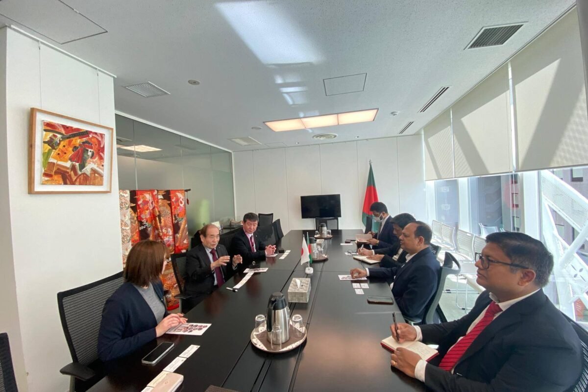 বাংলাদেশের দক্ষ জনবল নিতে আগ্রহী কাওয়াসাকি চেম্বার