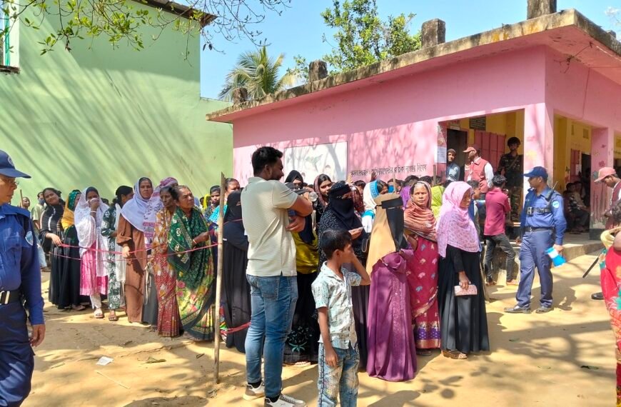 রাঙামাটির ২১৩ কেন্দ্রে শান্তিপূর্ণভাবে চলছে ভোটগ্রহণ