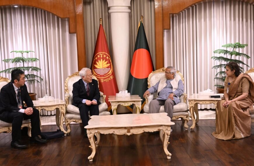 প্রধান উপদেষ্টার সাথে সৌজন্য সাক্ষাৎ করেছে জাপানের নির্বাচন পর্যবেক্ষণ মিশন