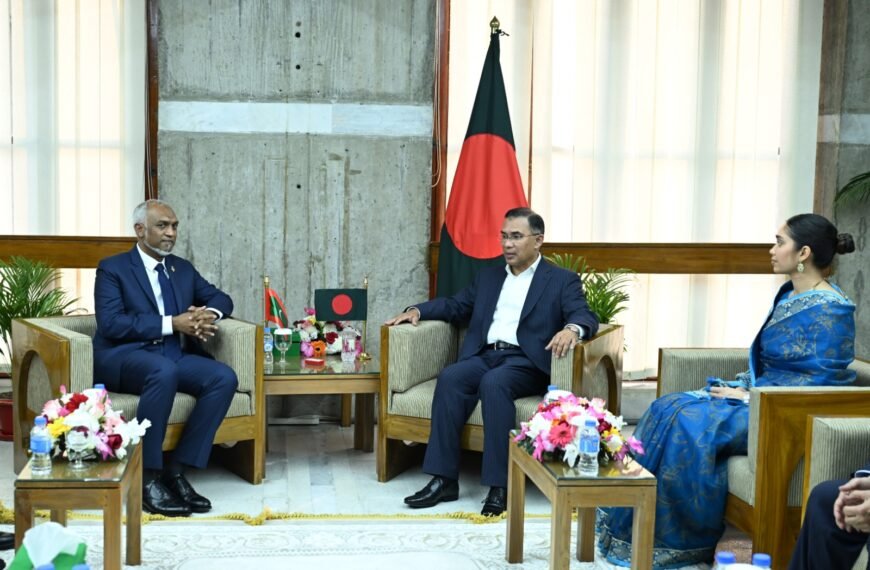 নবনির্বাচিত প্রধানমন্ত্রী তারেক রহমানকে সৌজন্য সাক্ষাৎ-এ অভিনন্দন জানালেন মালদ্বীপের প্রেসিডেন্ট ড. মোহাম্মদ মুইজ্জু