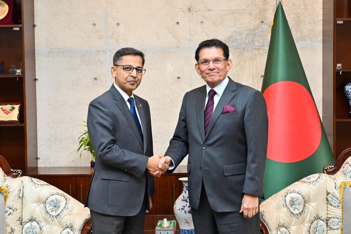 পররাষ্ট্রমন্ত্রী ড. খলিলুর রহমানের সঙ্গে সৌজন্য সাক্ষাৎ করেছেন…