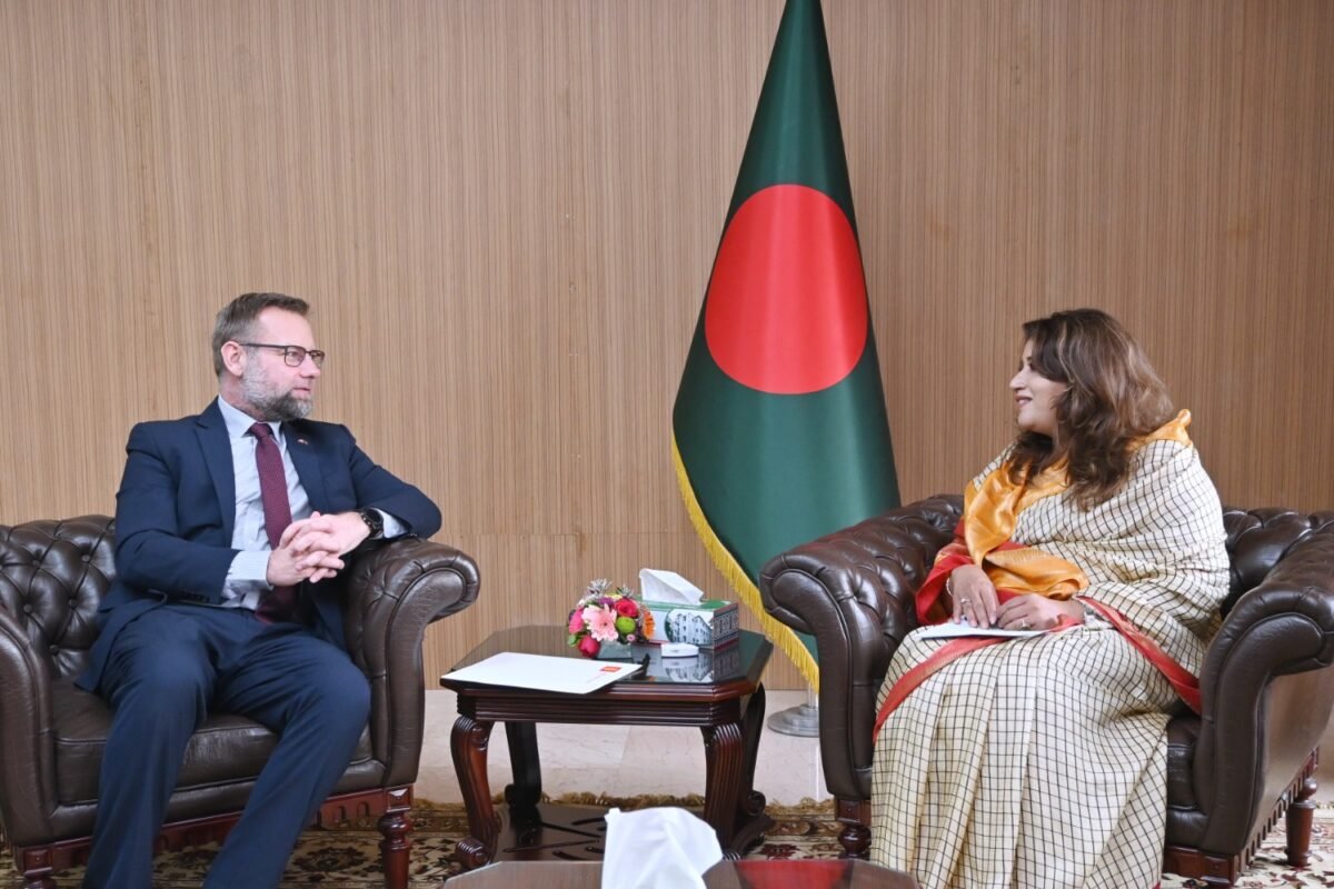 বাংলাদেশের সাথে বাণিজ্য, জলবায়ু ও নবায়নযোগ্য জ্বালানিতে সহযোগিতা&hellip;