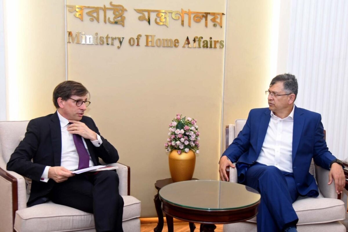 পুলিশের সংস্কার ও সক্ষমতা বৃদ্ধিতে ফ্রান্সের সহযোগিতা চাইলেন&hellip;