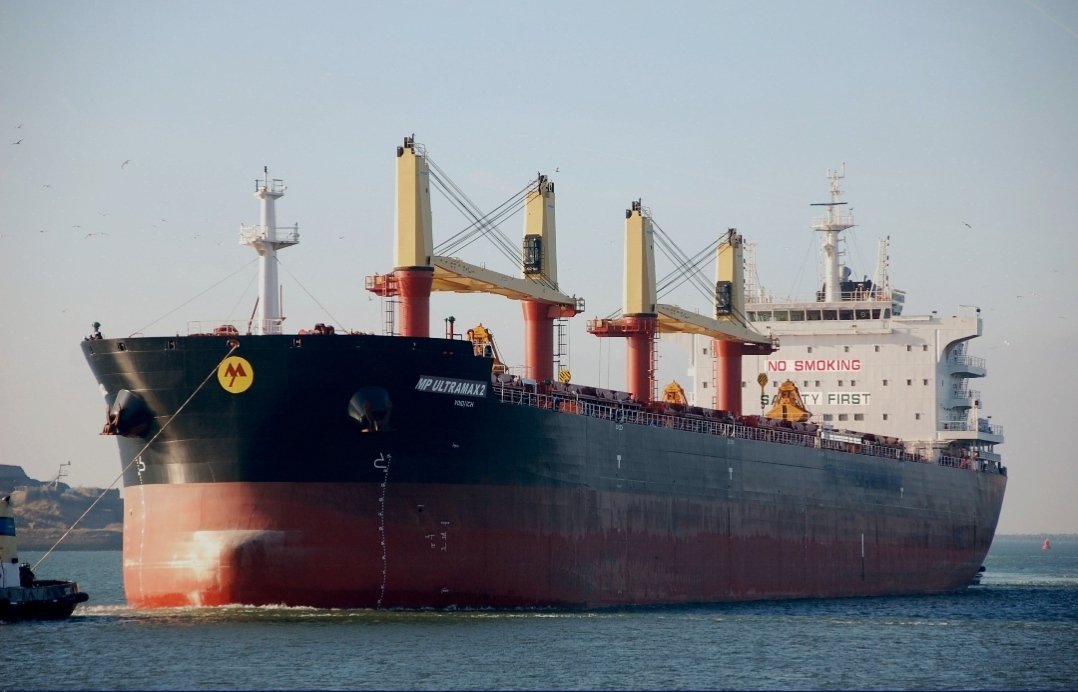 যুক্তরাষ্ট্র থেকে ৬১ হাজার মেট্রিক টন গম নিয়ে&hellip;