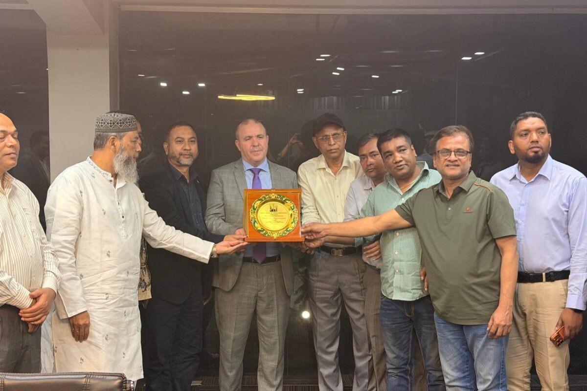 রংপুরে অ্যারিস্টোক্র্যাট গ্রুপ পরিদর্শন করলেন আলজেরিয়ার রাষ্ট্রদূত